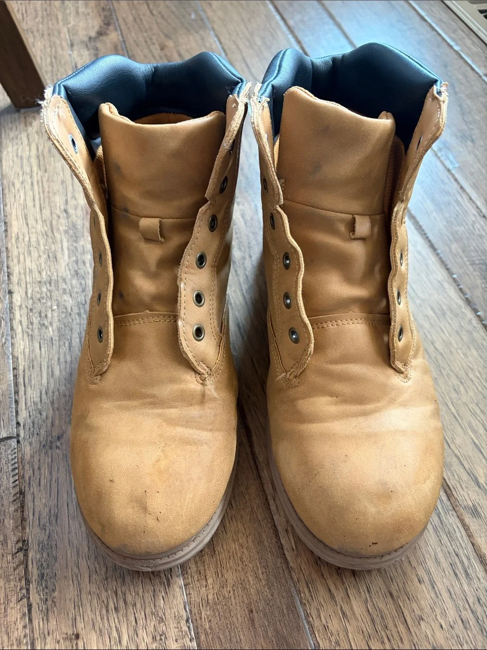 wonder nation Beige and Black Boots